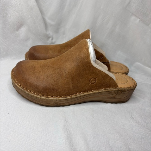 Born NEW Distressed Leather Andy Comfort Clogs Tan Size 7 - Picture 1 of 14